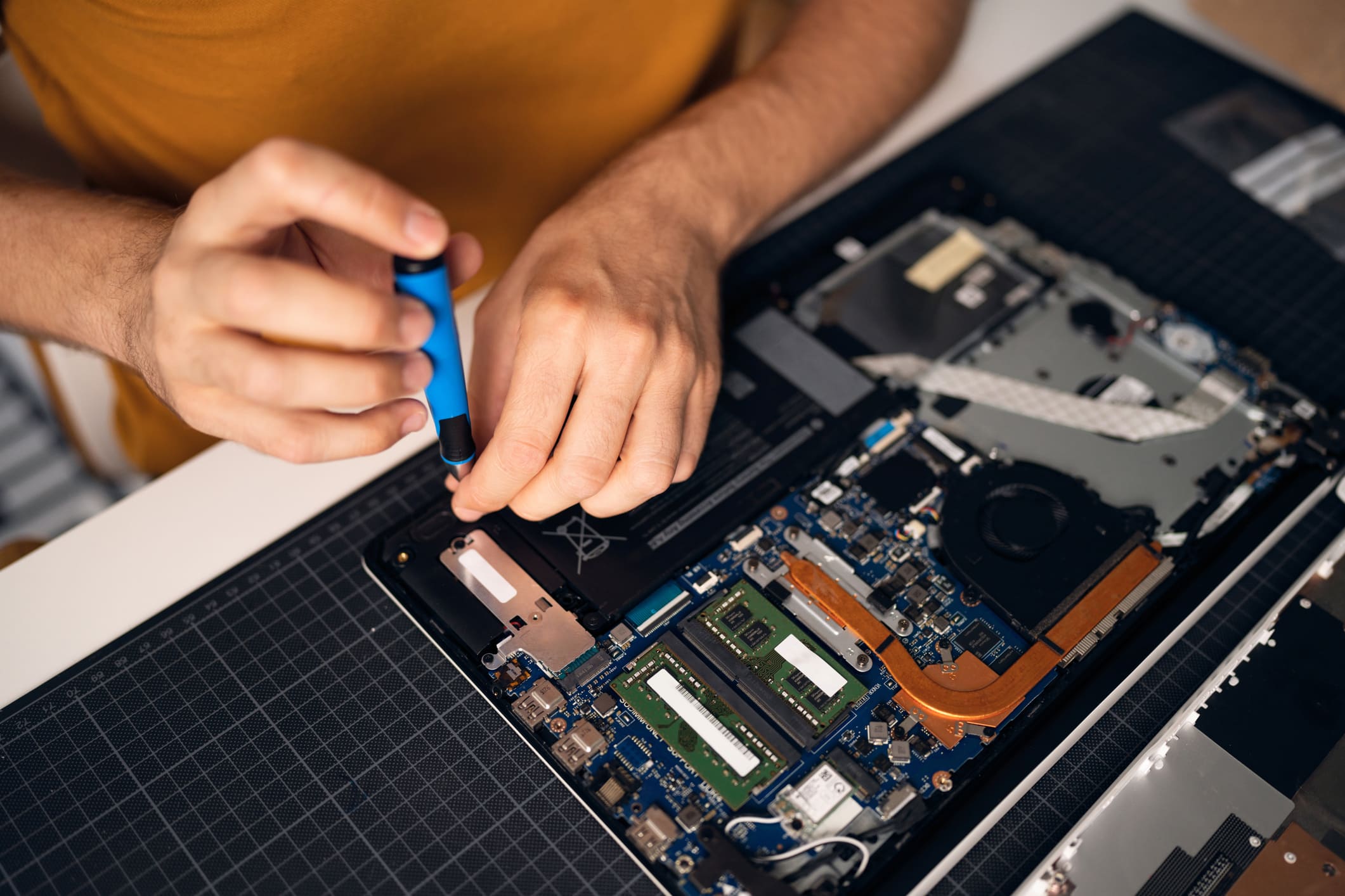 Maximising Your Computer Lifespan with professional maintenace services